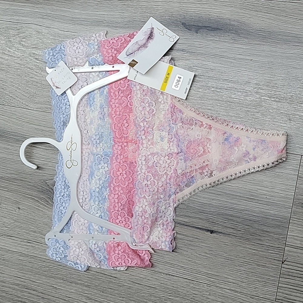 JESSICA SIMPSON THONGS.